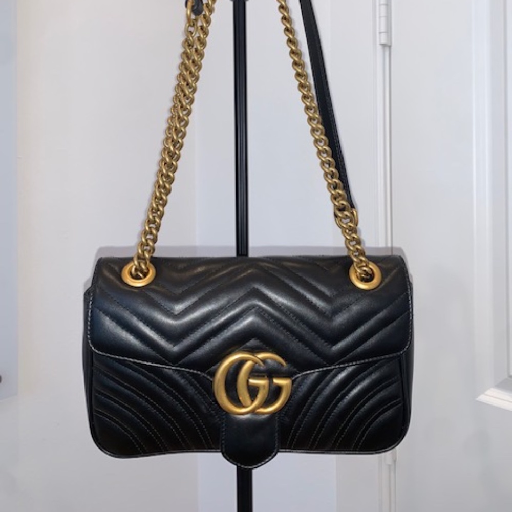 GUCCI  Calfskin Matelasse Small GG Marmont Shoulder Bag Black